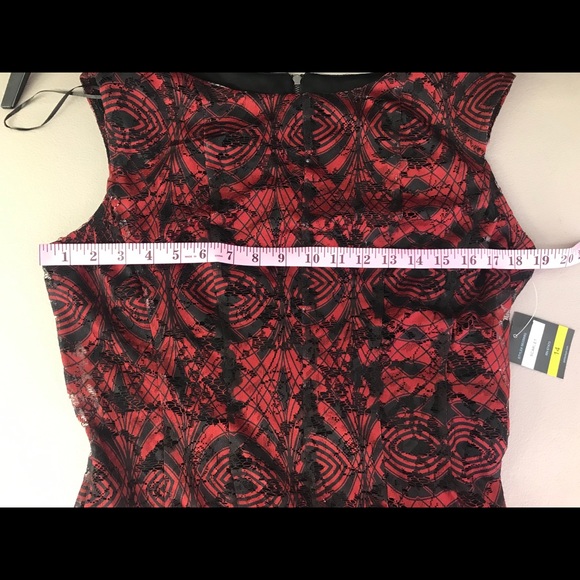 Gabby Skye Cap Sleeve Rounded Printed Lace Dress - Picture 6 of 9